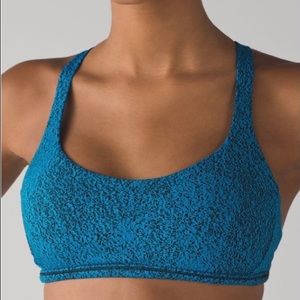 Lululemon Free To Be Zen Bra